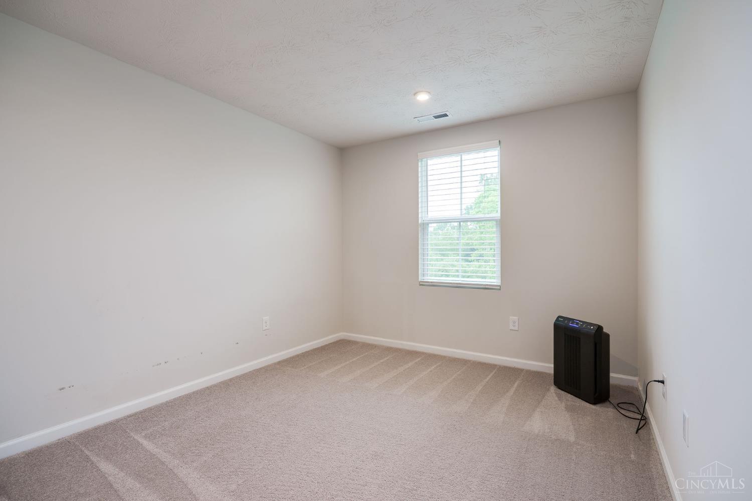 6612 Rivulet Drive, Middletown, Ohio image 19