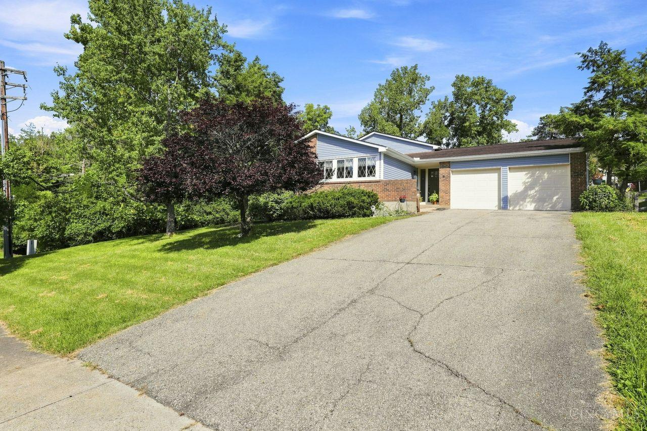 98 Waxwing Drive