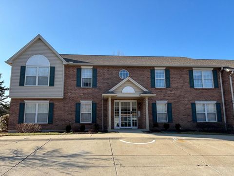 Condo For Sale - 3691 W Galbraith Road #44<br/> Colerain Twp, OH 45247