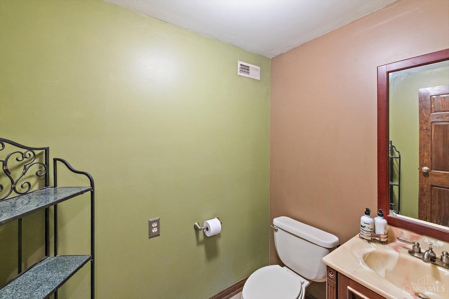 5135 Lamonte Drive, Fairfield, Ohio image 21