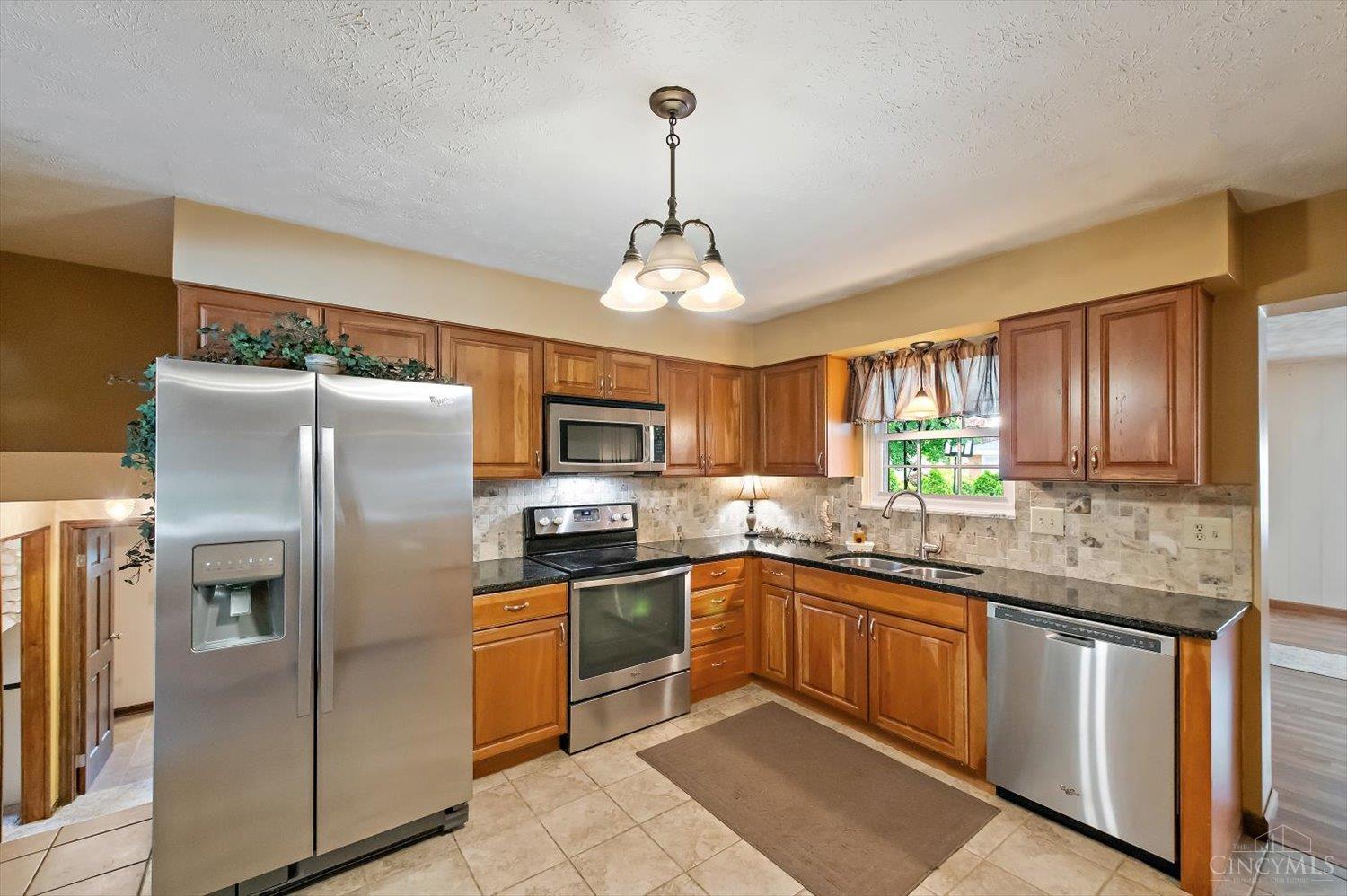 5135 Lamonte Drive, Fairfield, Ohio image 9