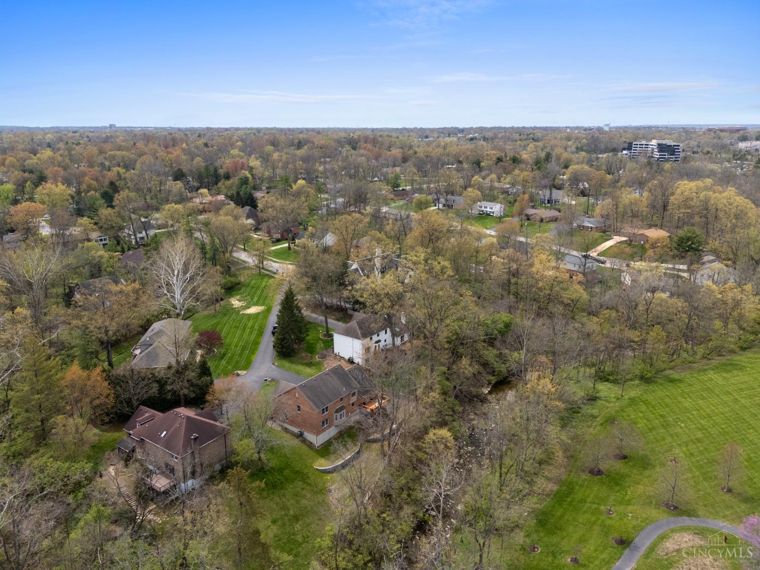 10460 Grandoaks Lane, Montgomery, Ohio image 31