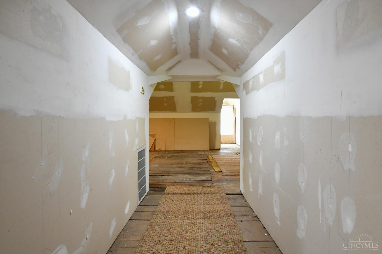 Springfield, Ohio 45504, United States, 4 Bedrooms Bedrooms, ,2 BathroomsBathrooms,Residential,Active,193344