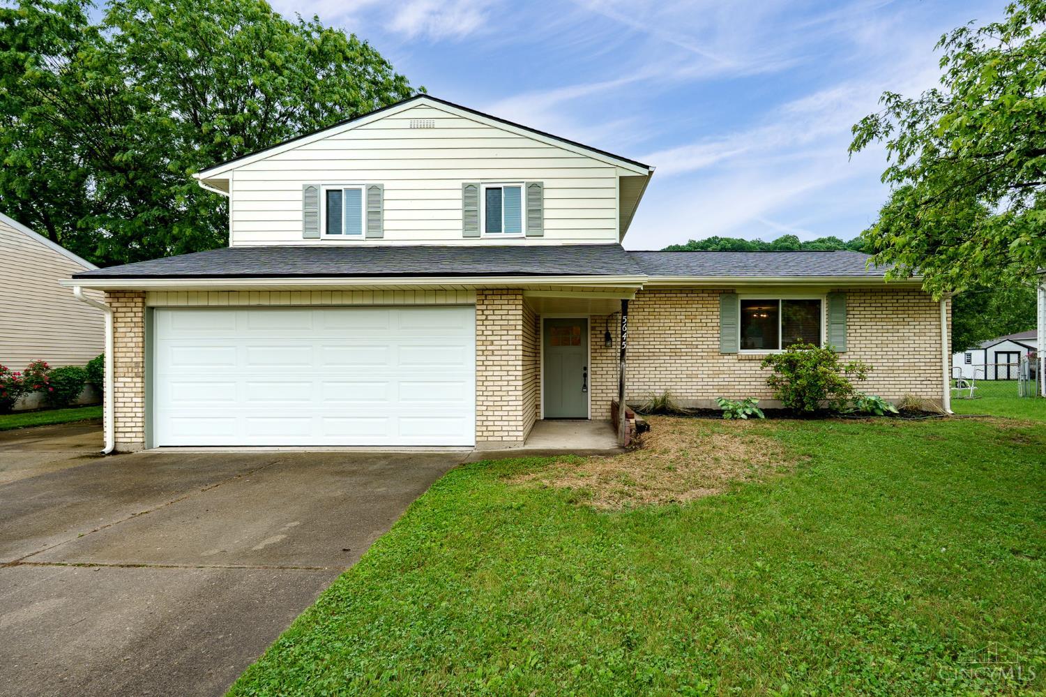 5645 Lake Manor Drive, Fairfield, Ohio image 2