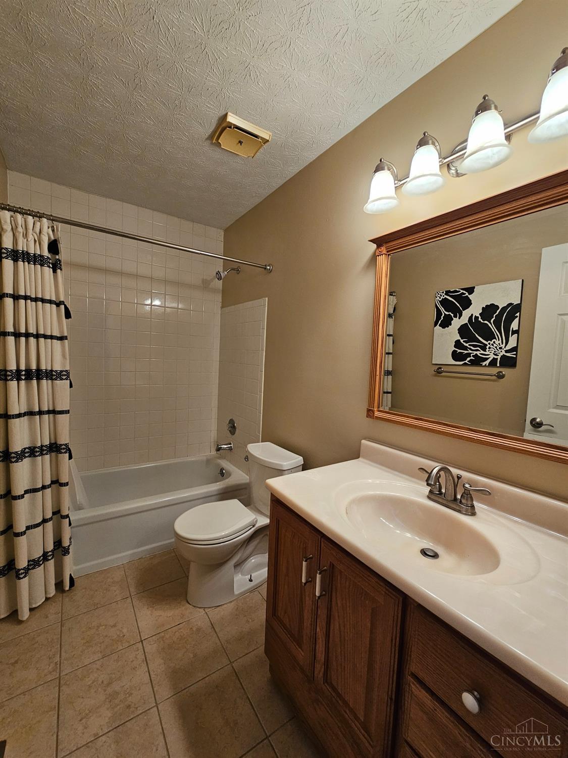 2 S Applewood Court, Fairfield, Ohio image 27
