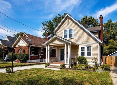 Photo of 6622 Merwin Avenue, Cincinnati, OH 45227 (MLS # 1855066)