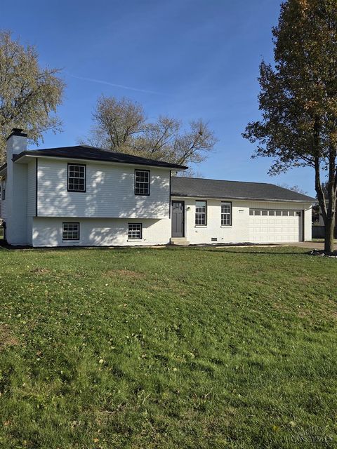 Photo of 4144 Bruce Drive, Hamilton, OH 45014 (MLS # 1861749)