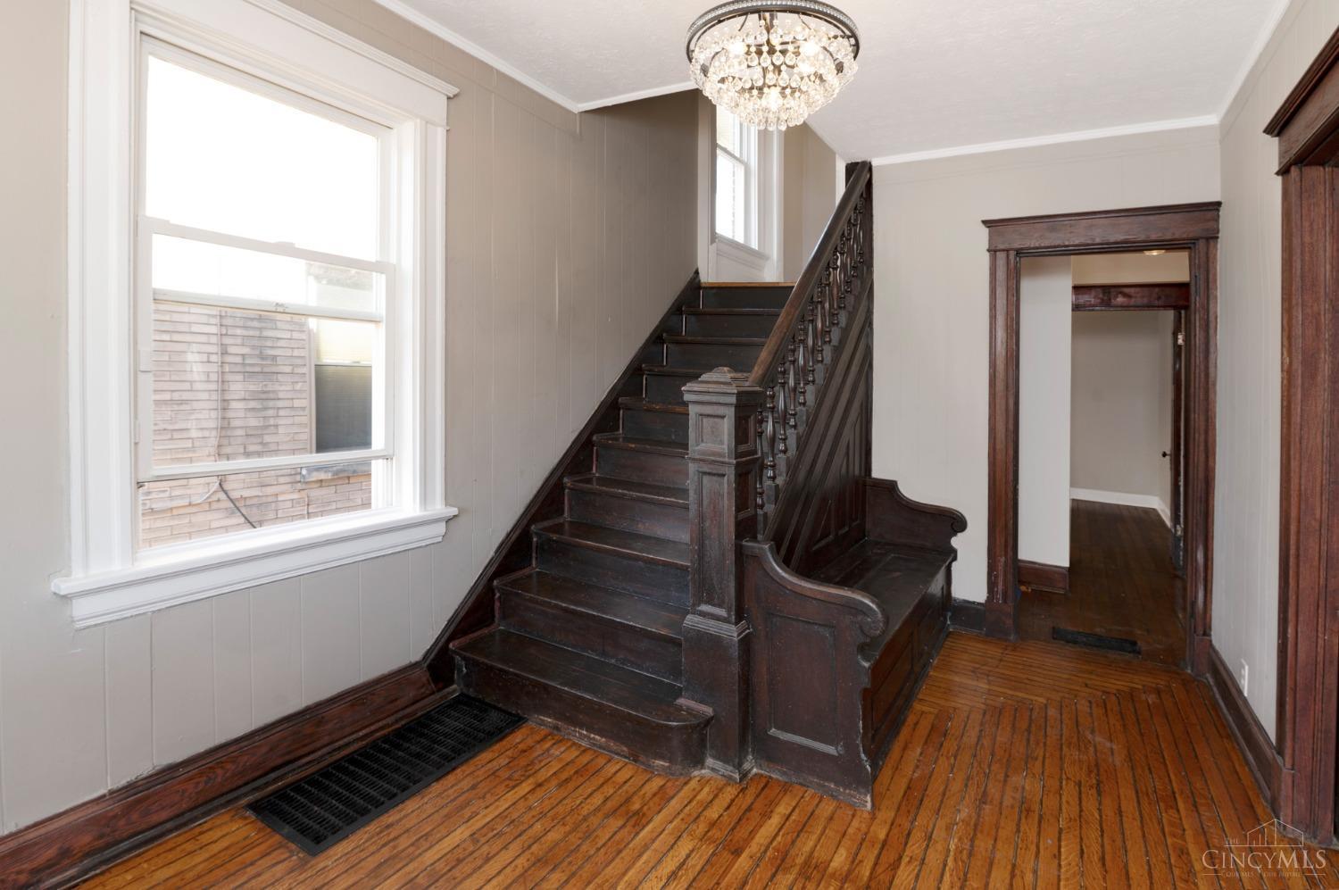 3232 Fairfield Avenue, Cincinnati, Ohio image 6