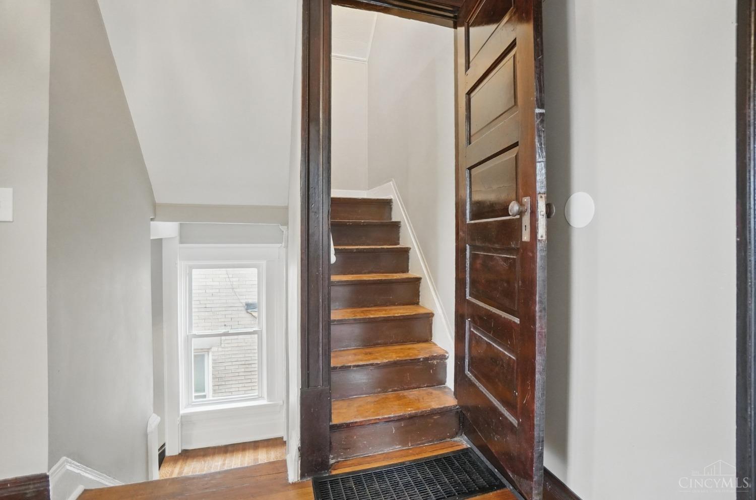 3232 Fairfield Avenue, Cincinnati, Ohio image 30
