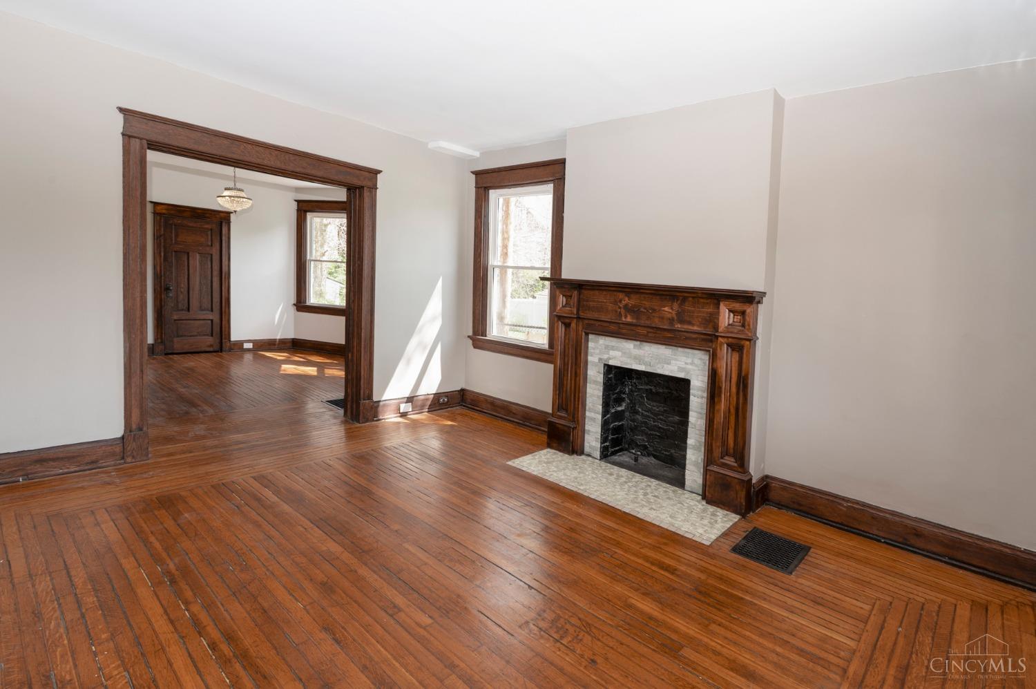 3232 Fairfield Avenue, Cincinnati, Ohio image 8