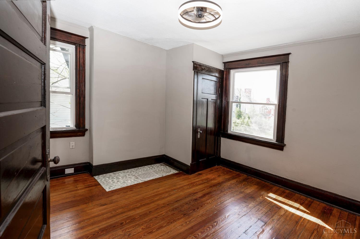 3232 Fairfield Avenue, Cincinnati, Ohio image 25