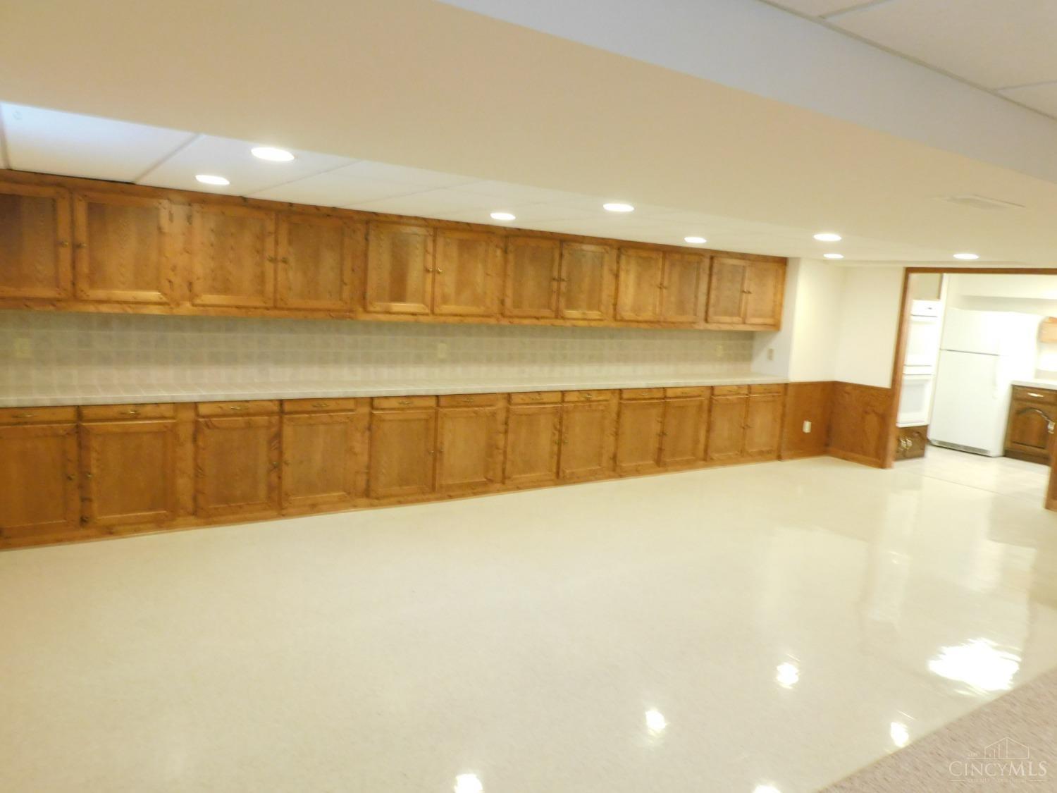 6417 Visitation Drive, Green Township, Ohio image 38