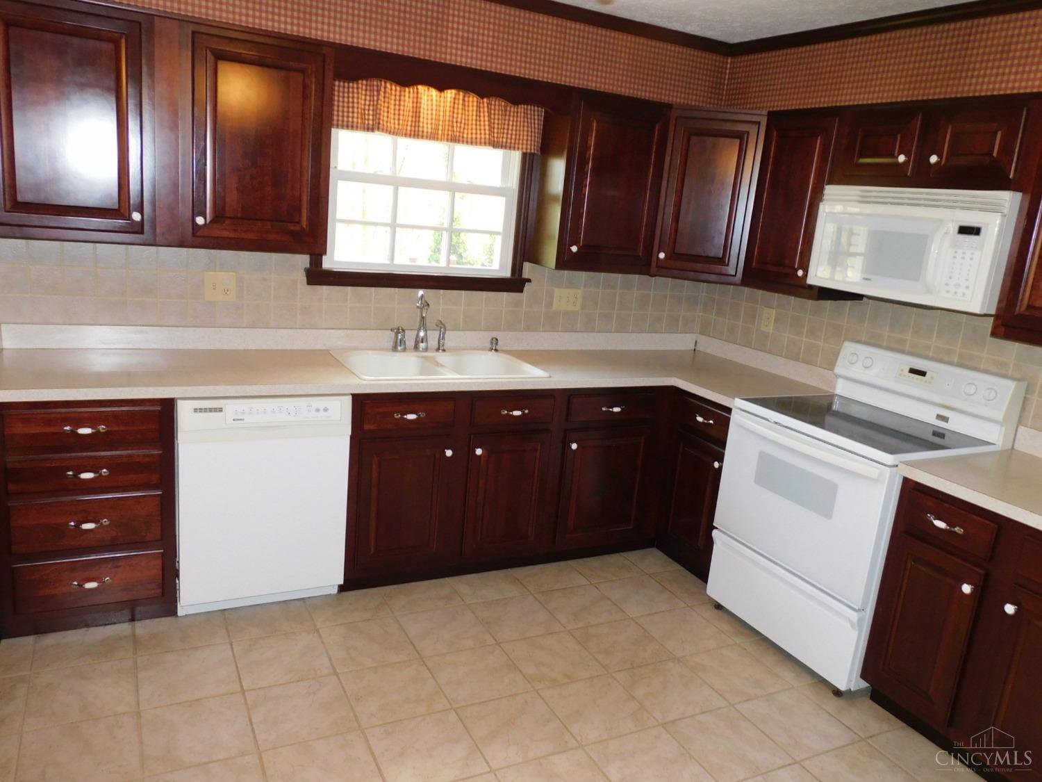 6417 Visitation Drive, Green Township, Ohio image 13