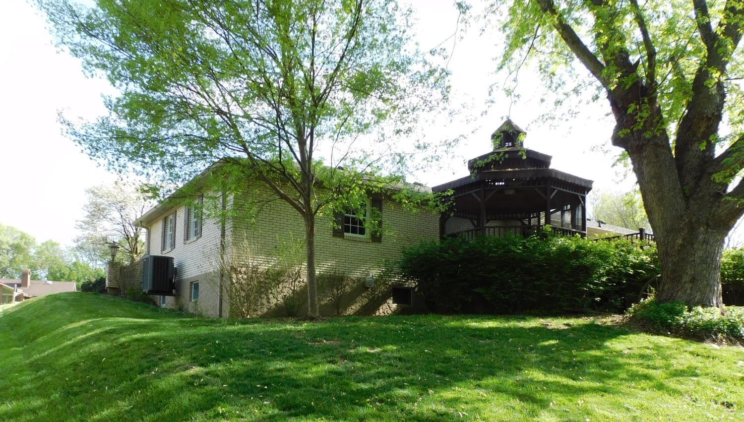 6417 Visitation Drive, Green Township, Ohio image 6