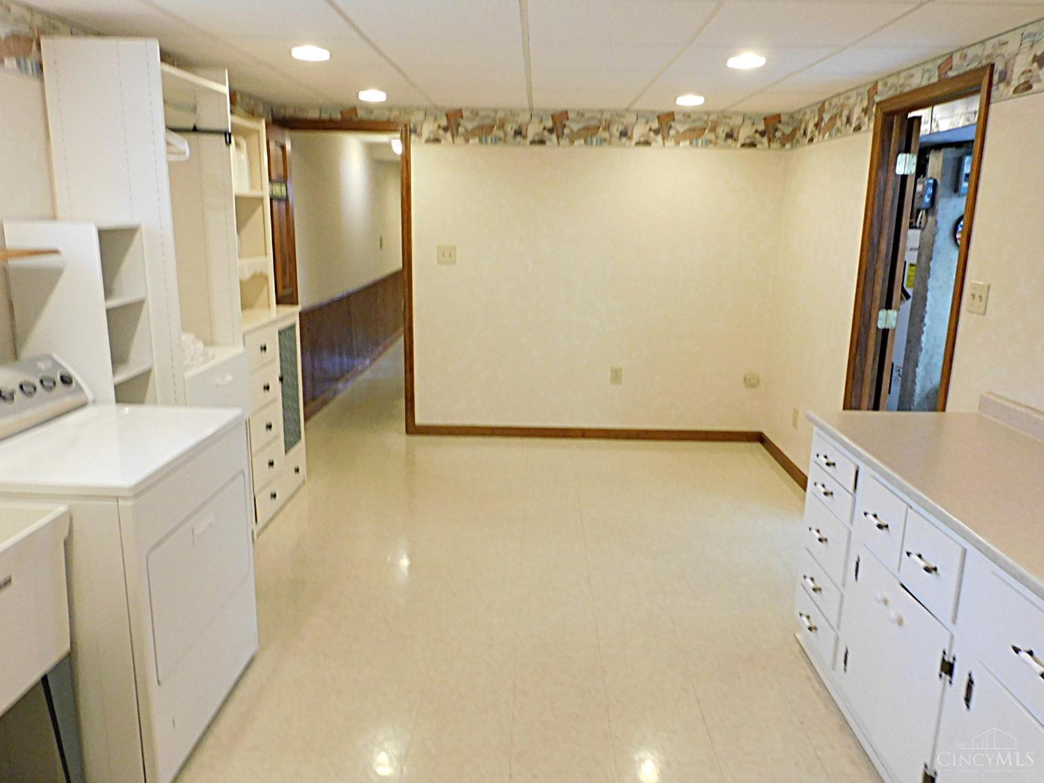 6417 Visitation Drive, Green Township, Ohio image 48
