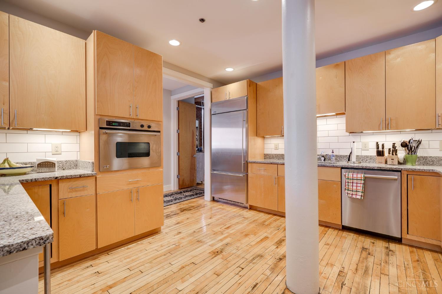 26 E Sixth Street 501