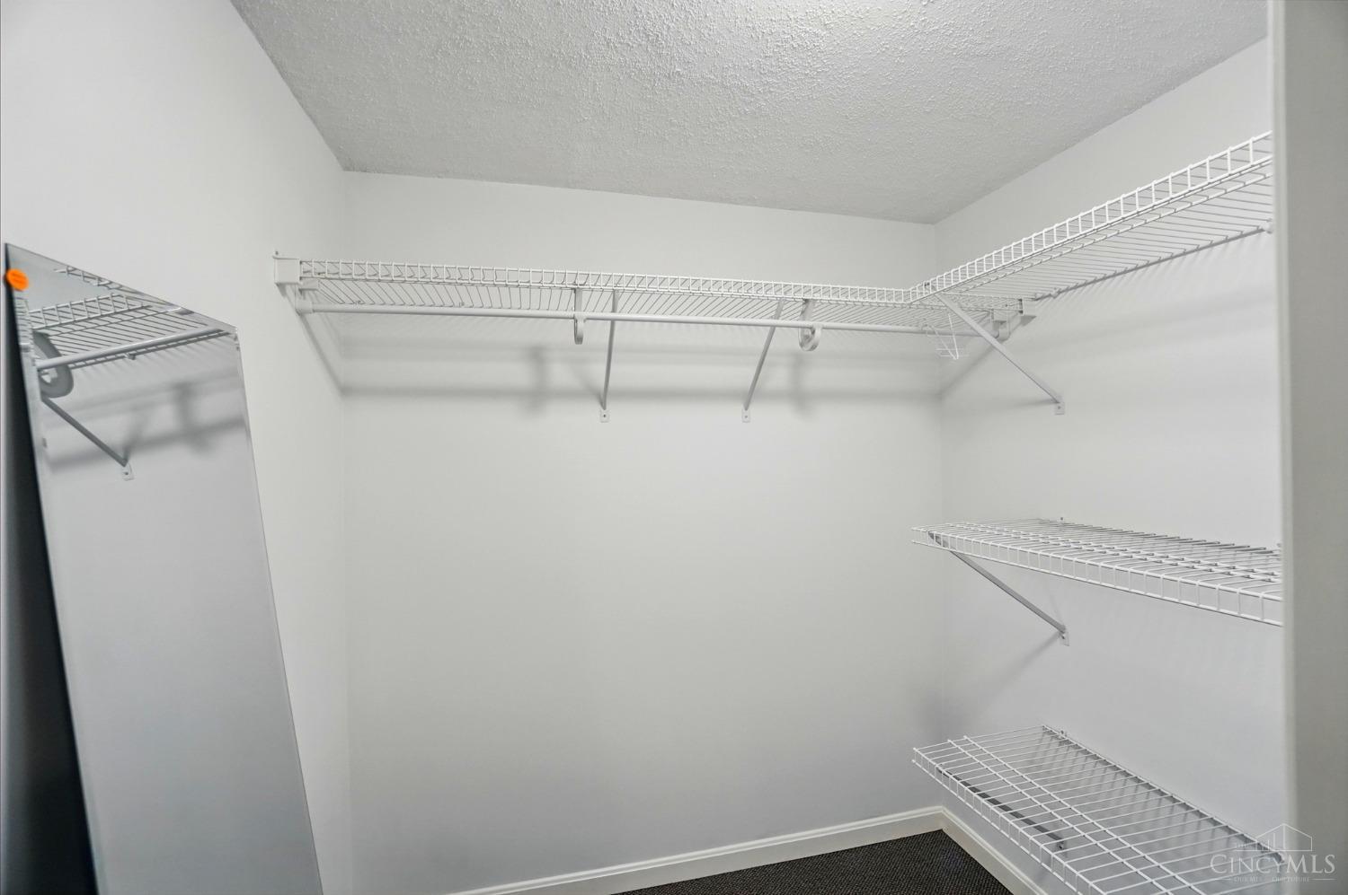 5463 Hanover Circle, Cincinnati, Ohio image 29