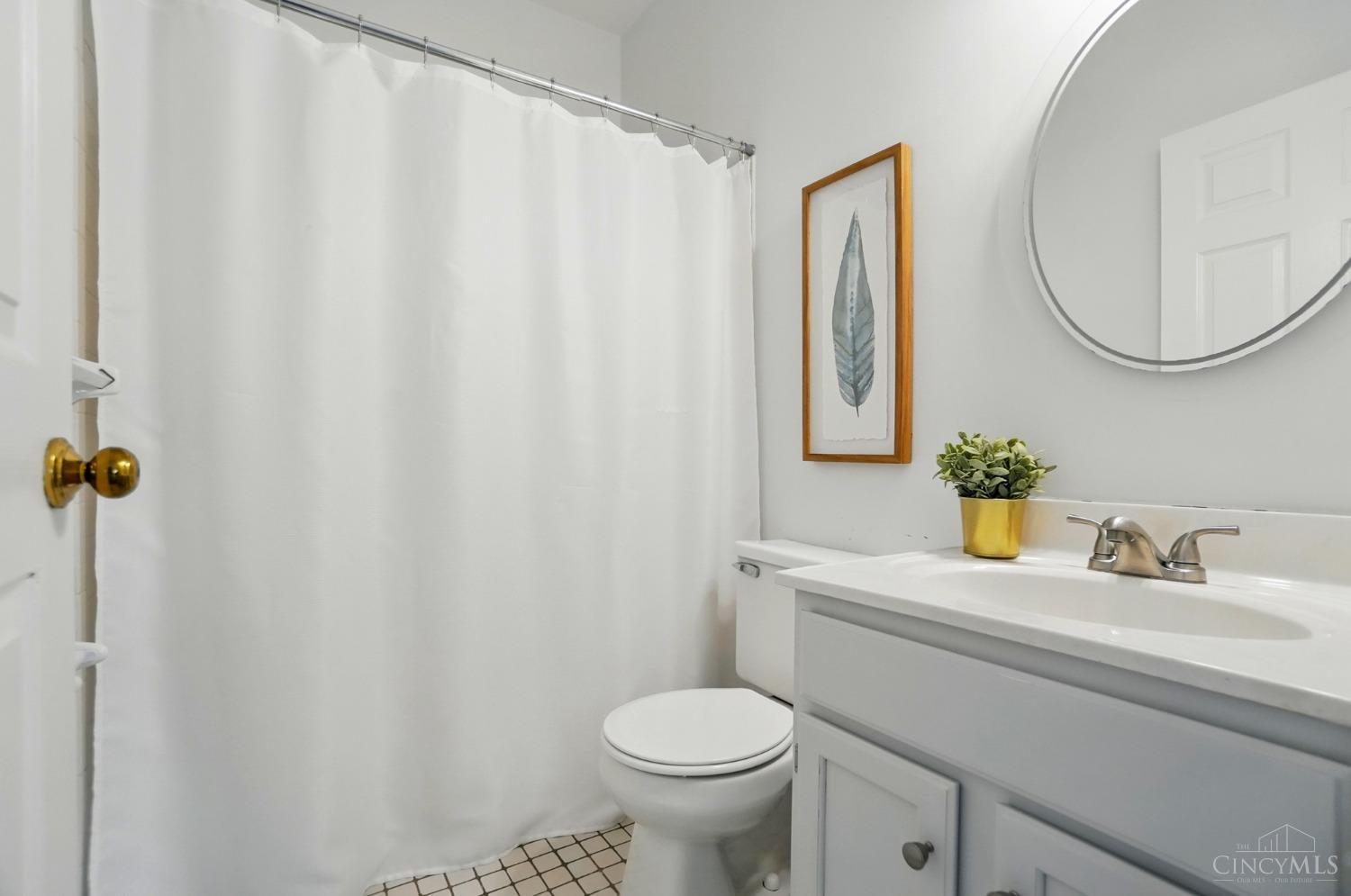 5463 Hanover Circle, Cincinnati, Ohio image 17