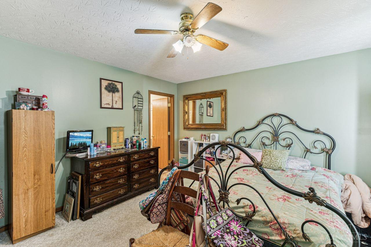 65 Douglas Circle, Georgetown, Ohio image 10