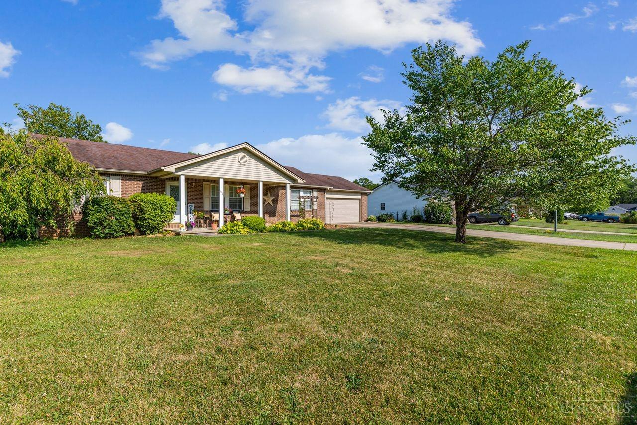 65 Douglas Circle, Georgetown, Ohio image 2
