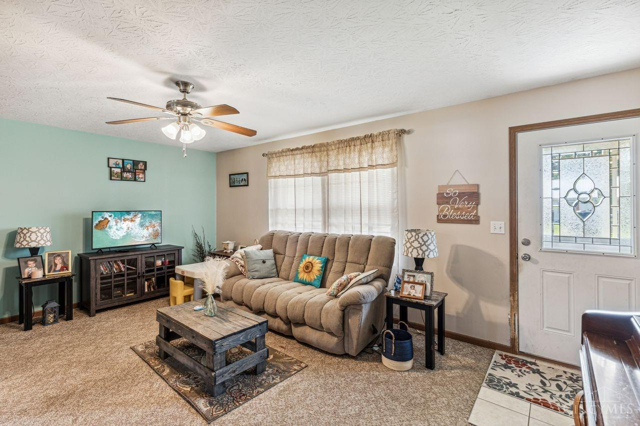65 Douglas Circle, Georgetown, Ohio image 5