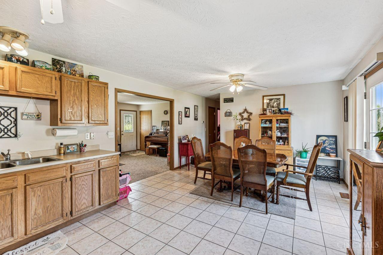 65 Douglas Circle, Georgetown, Ohio image 7