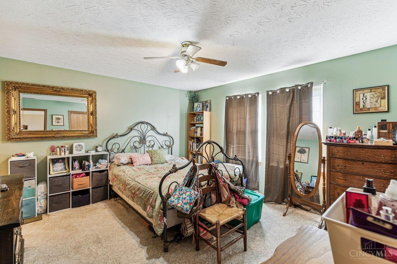 65 Douglas Circle, Georgetown, Ohio image 12