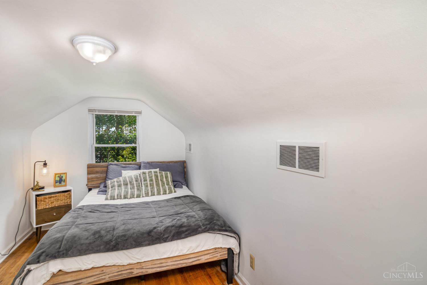 4872 Oaklawn Drive, Cincinnati, Ohio image 17