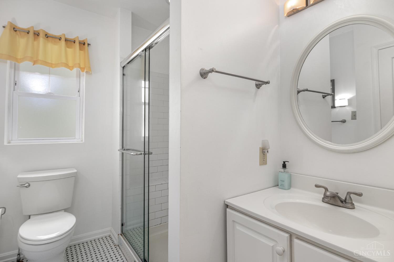 4872 Oaklawn Drive, Cincinnati, Ohio image 13