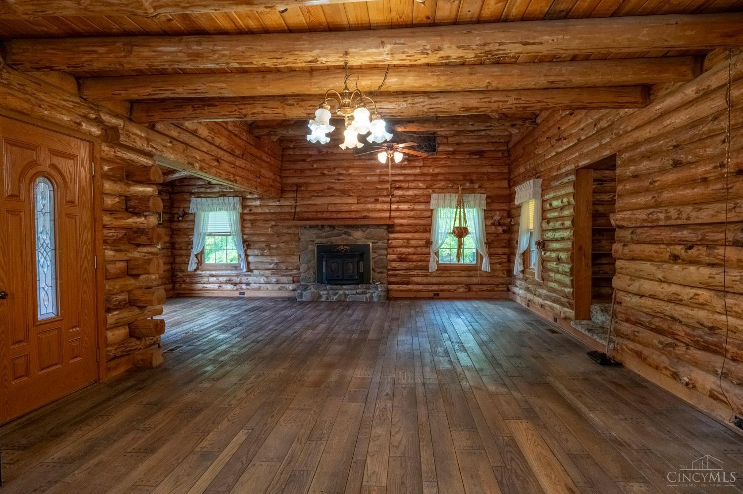 7385 Cave Road, Paint Twp, Ohio image 25