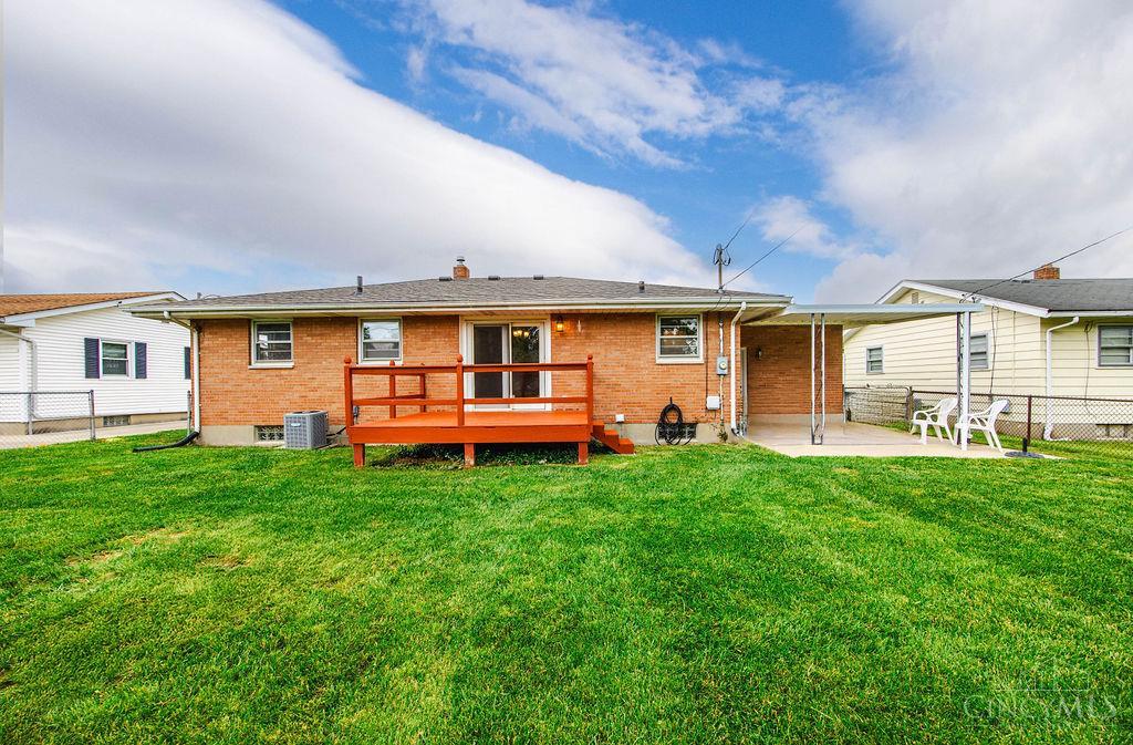 911 Sanders Drive, Hamilton, Ohio image 28