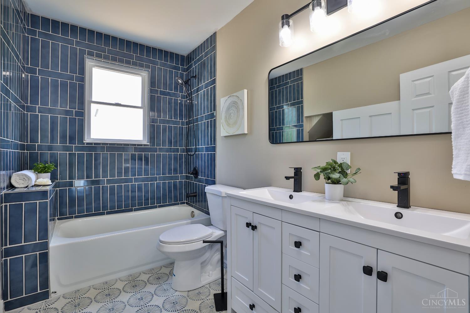 2905 Losantiville Avenue, Cincinnati, Ohio image 26