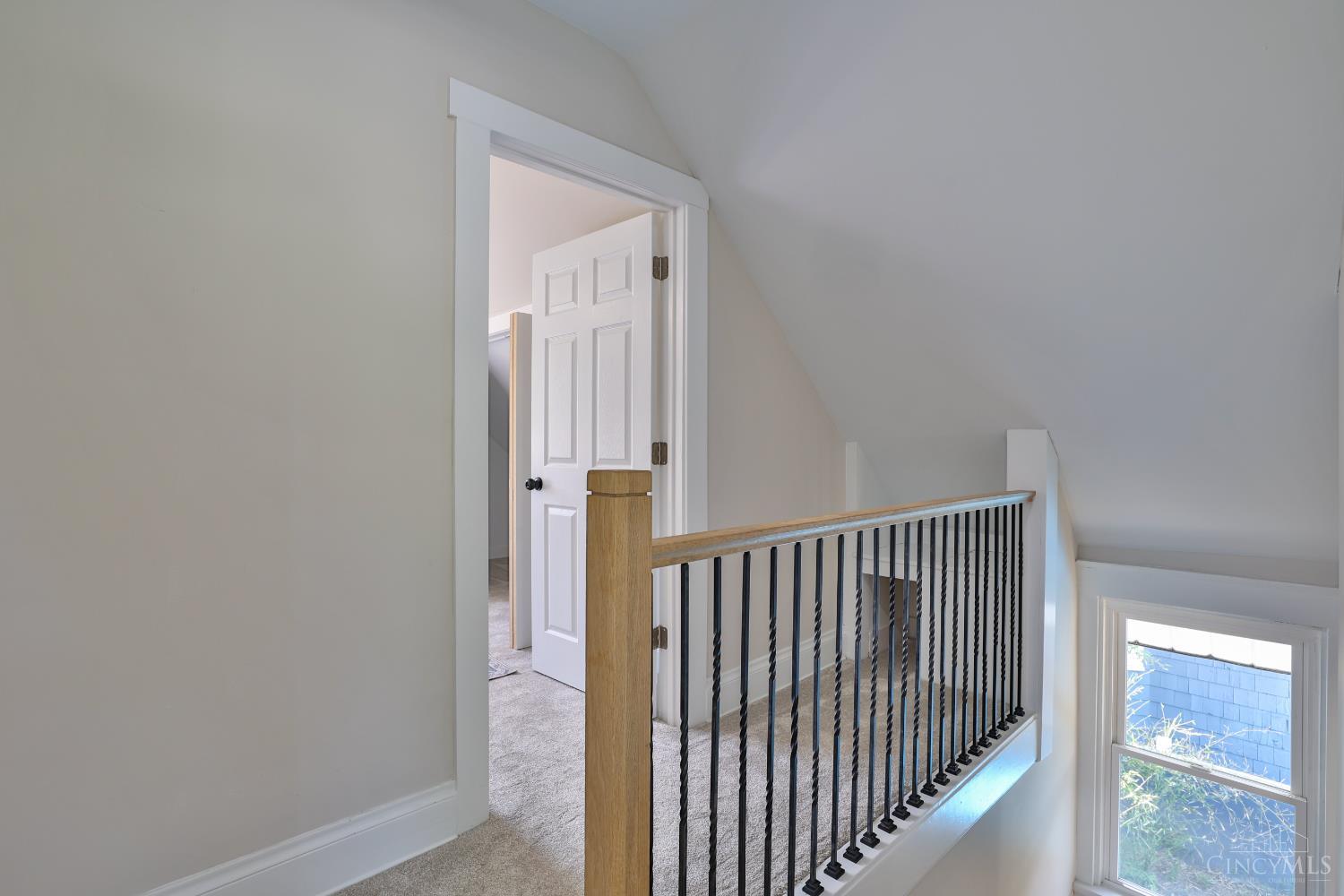 2905 Losantiville Avenue, Cincinnati, Ohio image 22