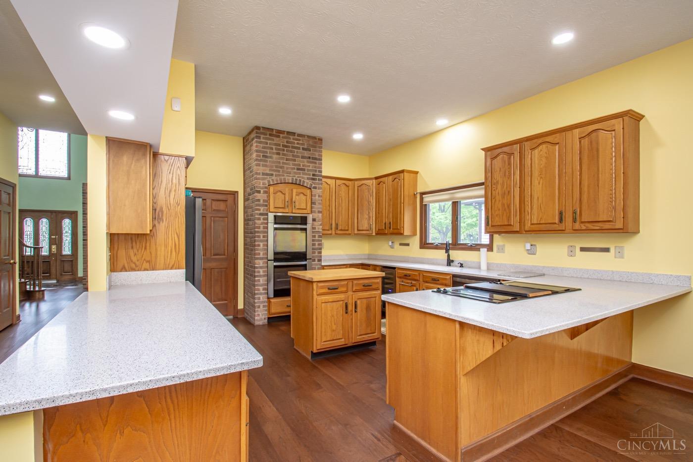 4901 Oakview Drive, Middletown, Ohio image 15
