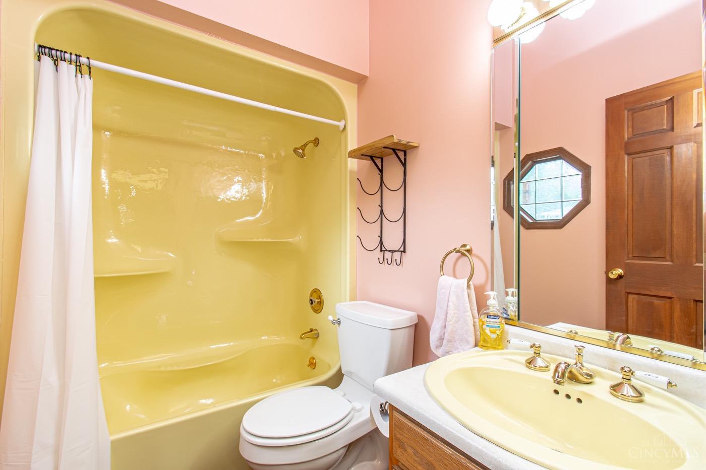 4901 Oakview Drive, Middletown, Ohio image 31