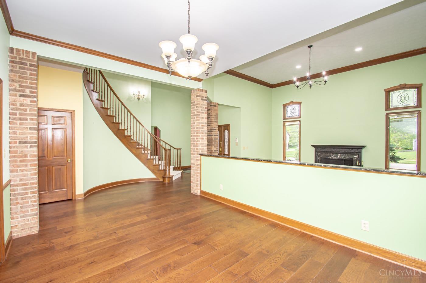 4901 Oakview Drive, Middletown, Ohio image 12
