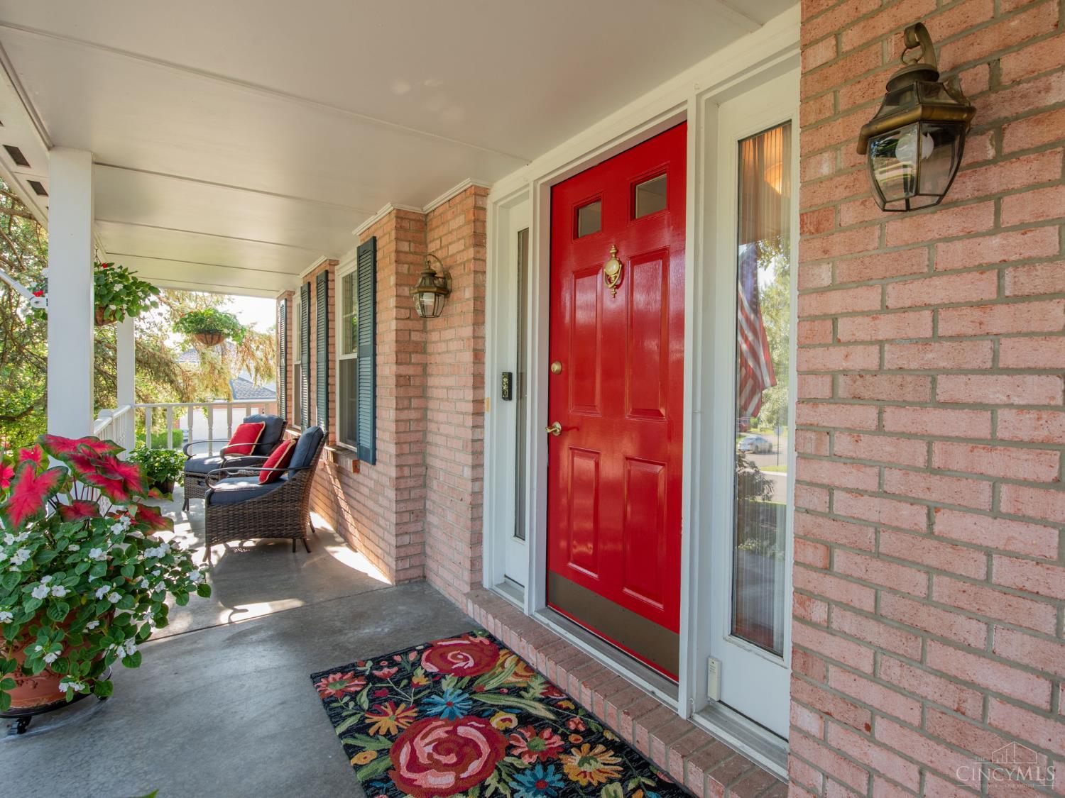 6489 Club Lane