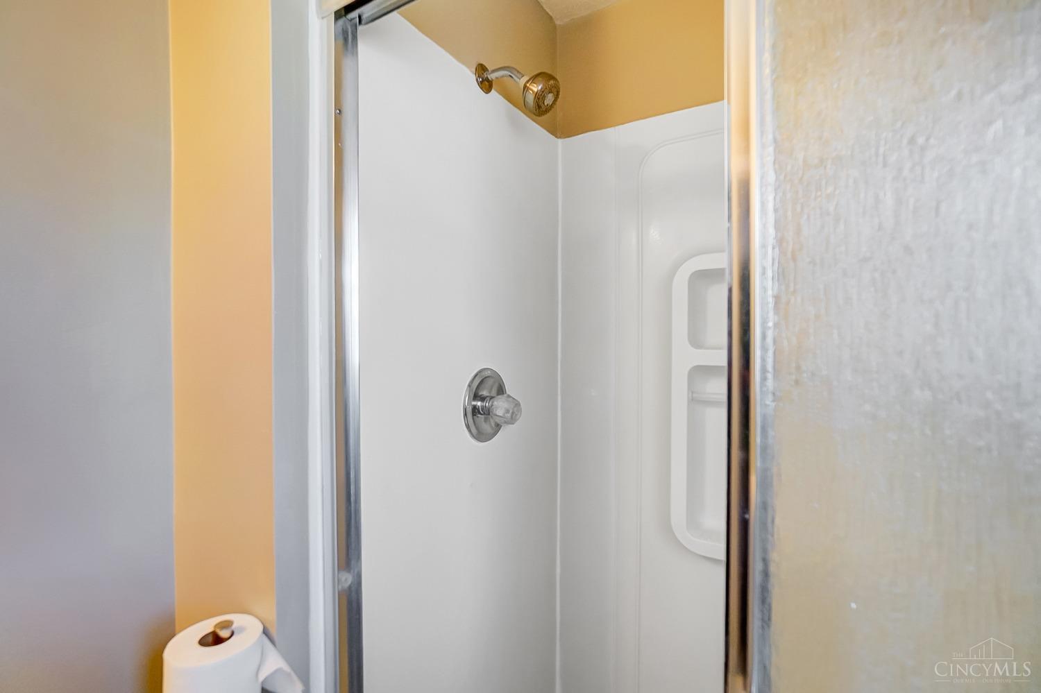 212 Marie Court, Harrison, Ohio image 17
