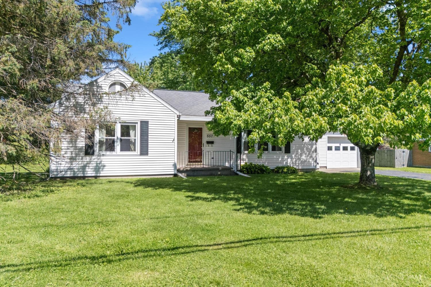 557 Prairie Avenue