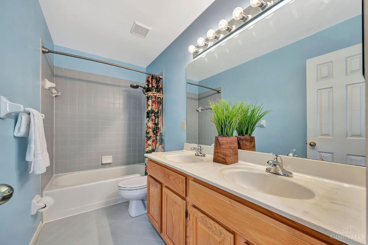6026 Tarn Circle, Mason, Ohio image 31