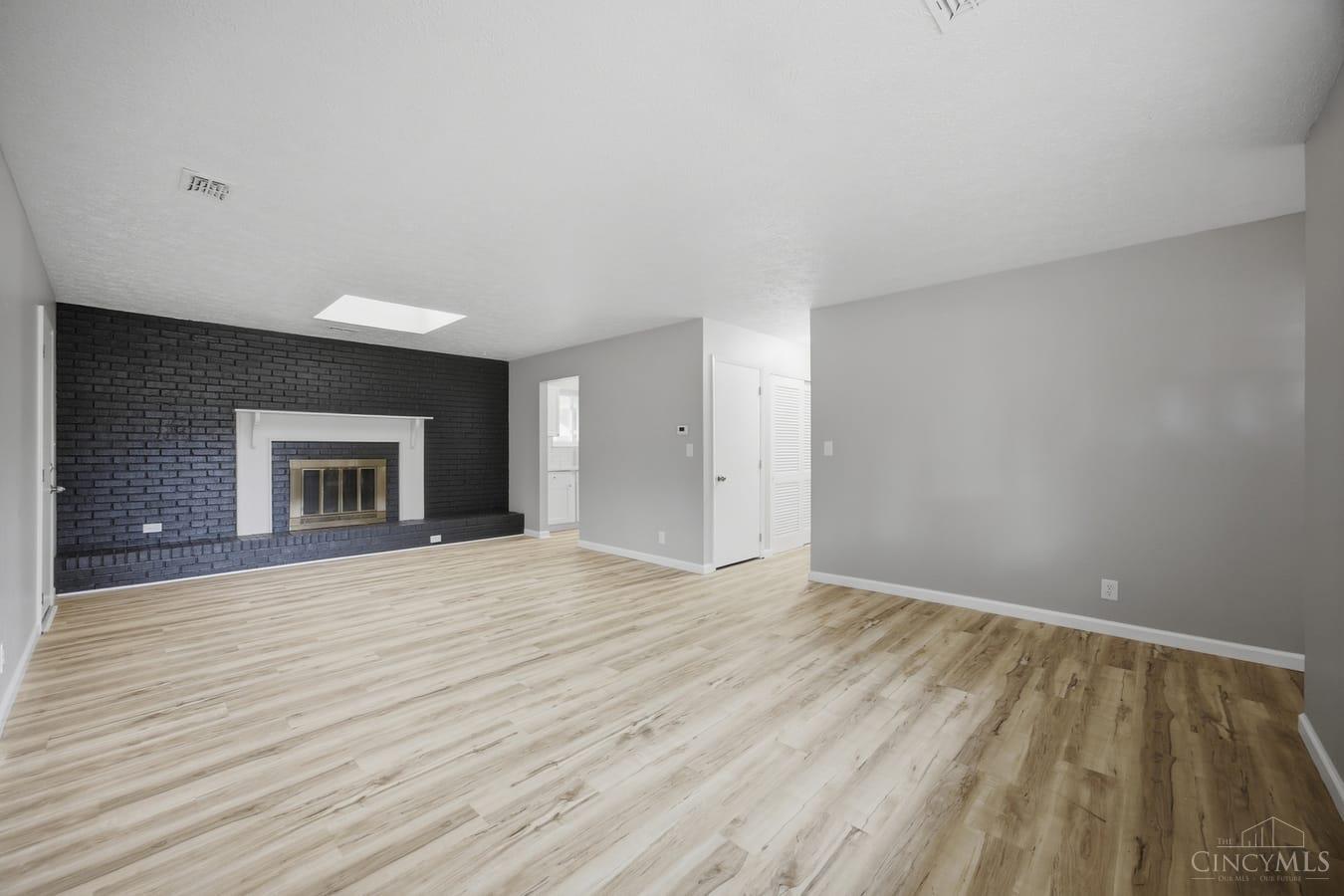 5480 Mississippi Drive