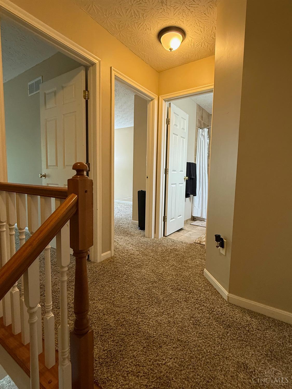 5949 Castlewood Crossing, Milford, Ohio image 10
