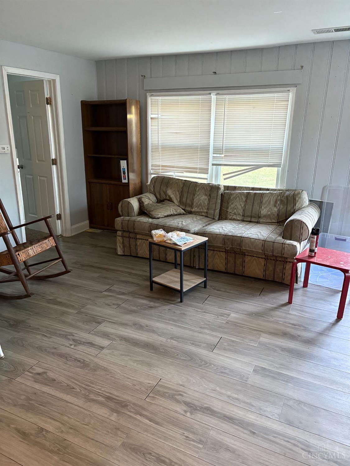 2204 Hawthorne Street