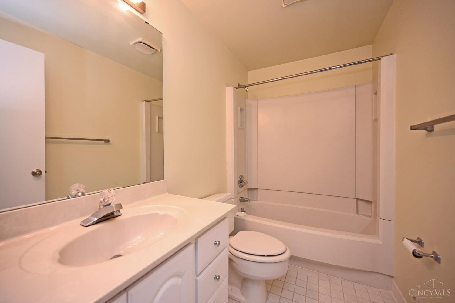 3816 Ashworth Drive, Cincinnati, Ohio image 27