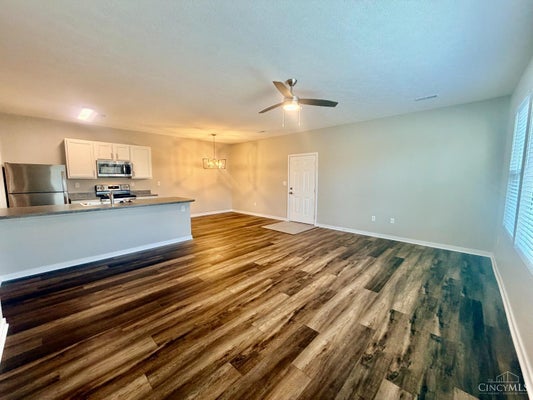 732 PHEASANT RUN DR, LEBANON, OH 45036 - Image d86f2e796957b37a2b9c4cc099bbf87e/826233389