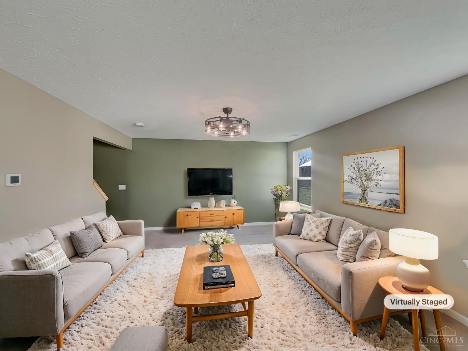 5 Berry Court, Germantown, Ohio image 2