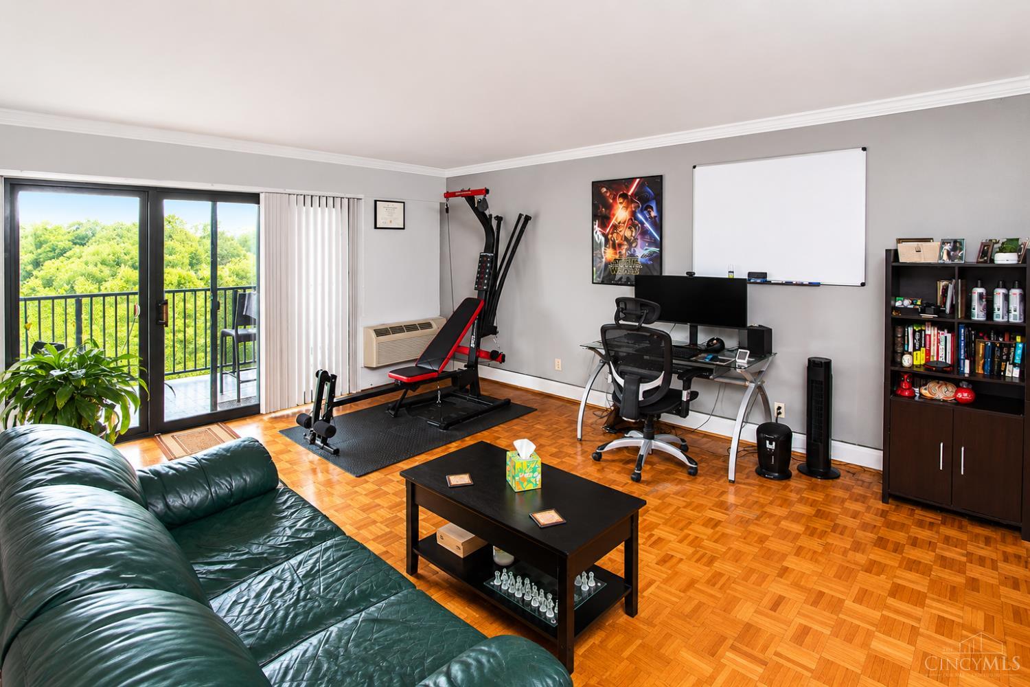 1815 Wm H Taft Road 809
