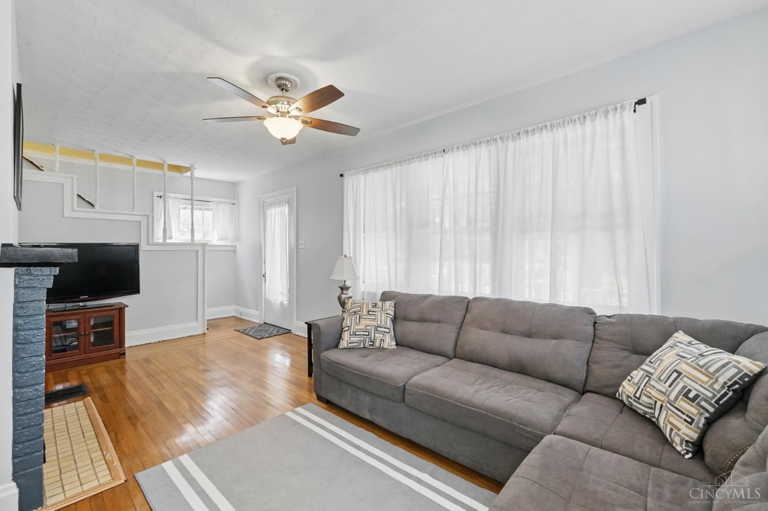 1826 Hopkins Avenue, Norwood, Ohio image 5