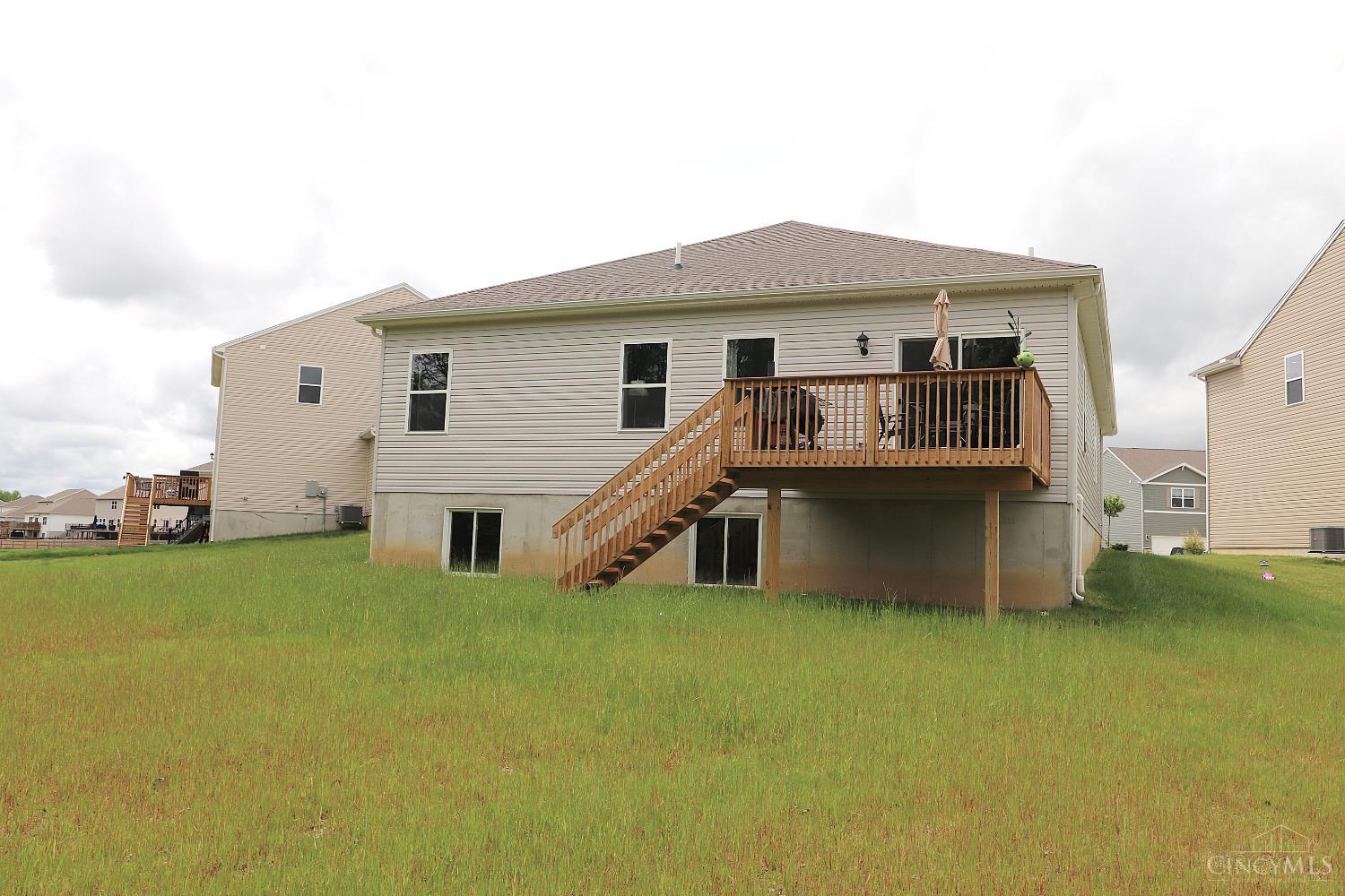 1802 Oak Cove Cv, Goshen Twp, Ohio image 10