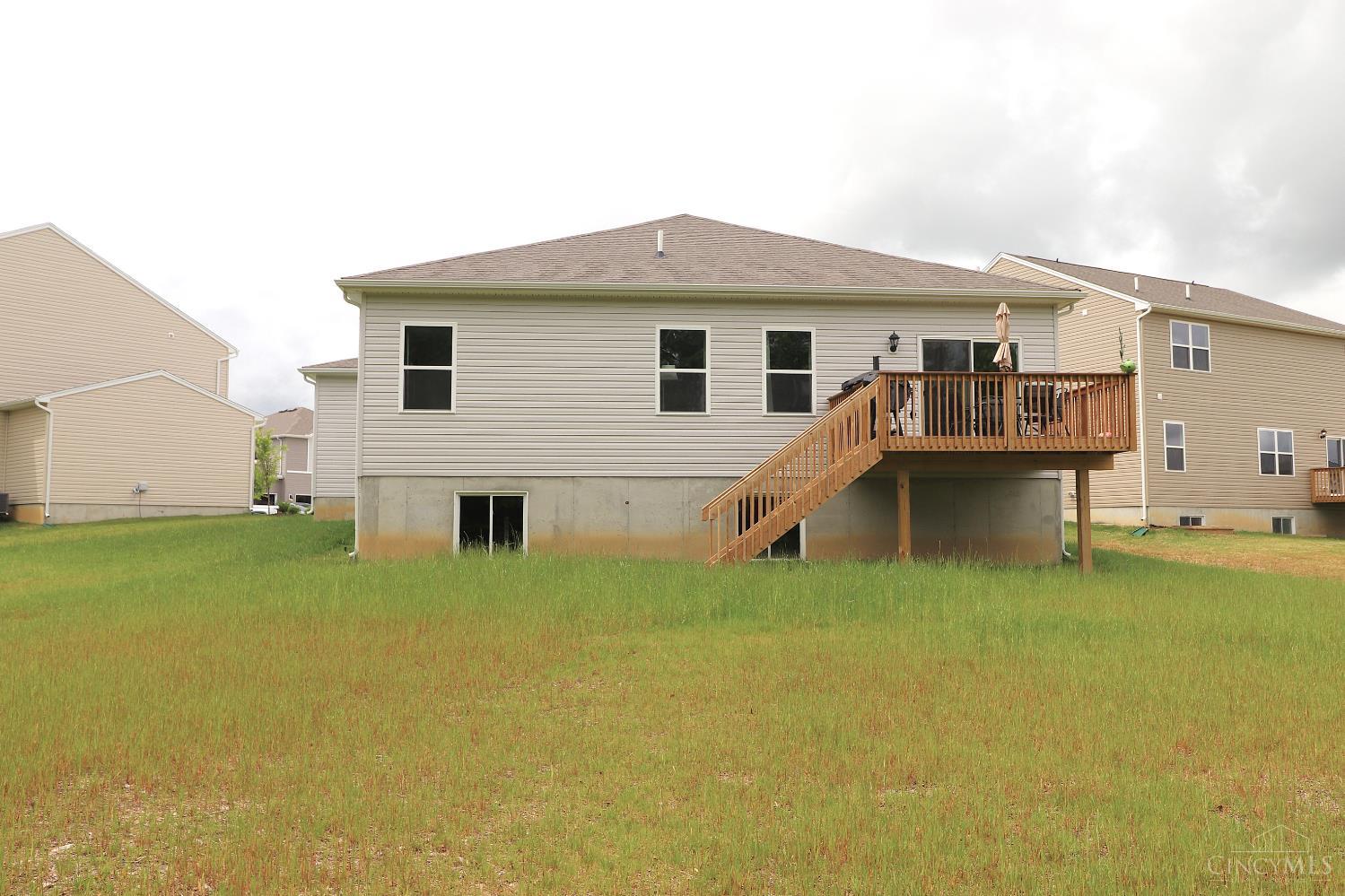 1802 Oak Cove Cv, Goshen Twp, Ohio image 8